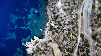 Echoes Suites Milos - Image 4