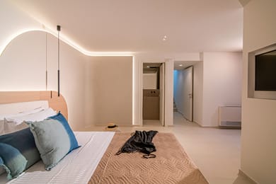 Economy Room