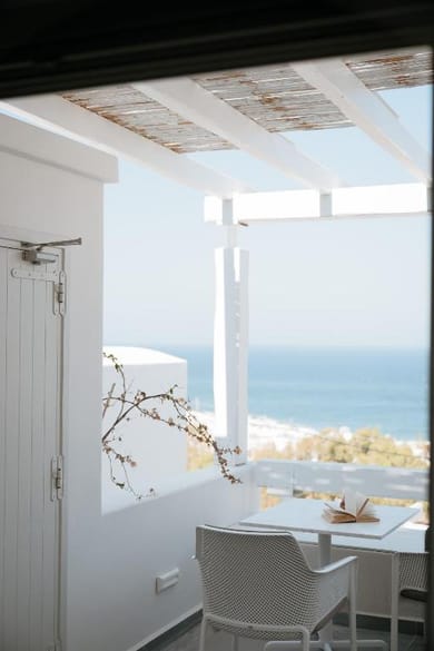 Deluxe Suite with Sea View & Outdoor Hot Tub