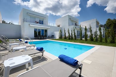 Eight Olives Luxury Villas - Image 4