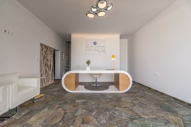 Eiriana Luxury Suites - Image 7