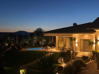 Elaia Grove - Image 2