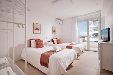 Opal - Glyfada
