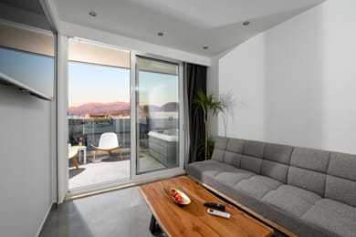 Suite with Rooftop Spa Bath I (capacity 3 guests)