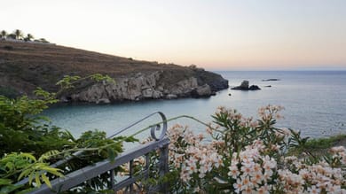 Demetra Waterfront House - Authentic Syros
