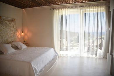 Elefthia Exclusive Suite | Sea View & Jacuzzi