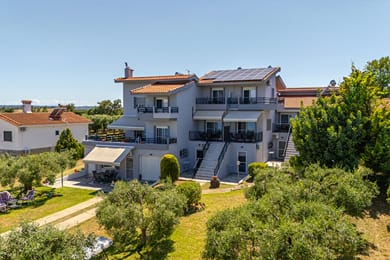 Elegant Maisonettes Elena - Image 5