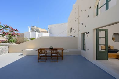 Elements Cave Suites - Image 3