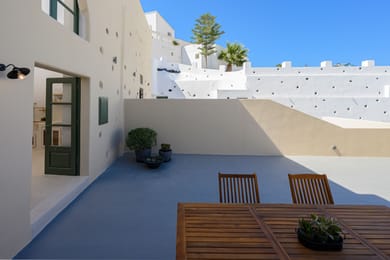 Elements Cave Suites - Image 4