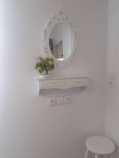 Eleni's Traditional House - Image 6