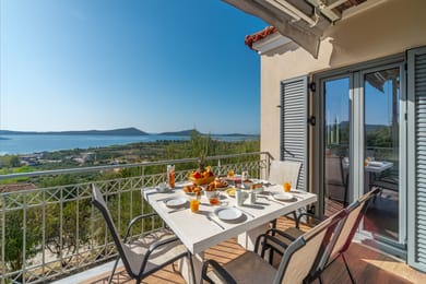 Villa with One Bedroom & Shared Pool