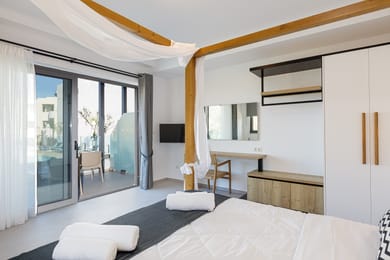 Eleven Boutique Suites - Image 7