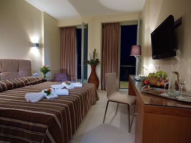 Twin Room with Sea View