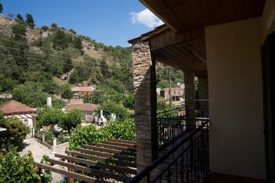 Elia Apartments - Image 3