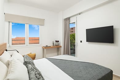 Elia City Apartments - Image 6