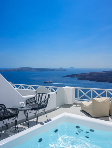 Elia Caldera Suites - Image 3