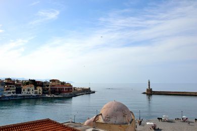 Elia Estia - Image 2