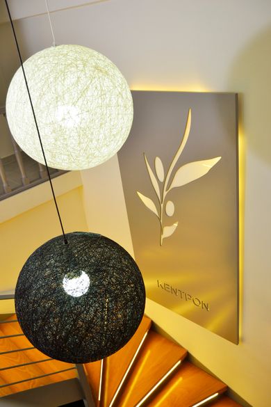 Elia Kentron - Image 2