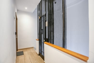 Elia Kolonaki Luxury Apartments - Image 3