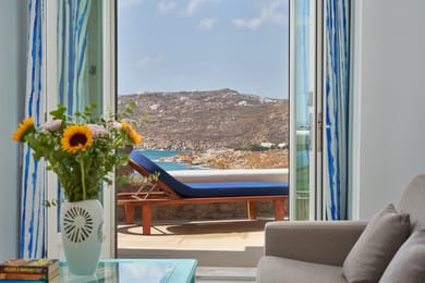 Deluxe Double Sea View Suite with shared outdoor Spa