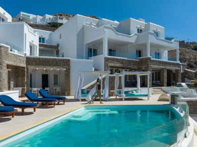 Deluxe Double Sea View Suite with shared outdoor Spa
