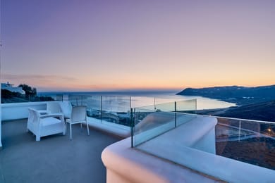Three-Bedroom Sea View  Villa with outdoor hot tub