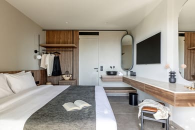 Two Bedrooms Suite Sea View