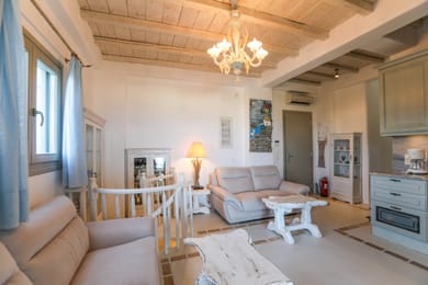 Anthi House
