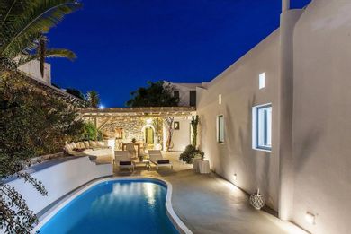 Villa Generosity