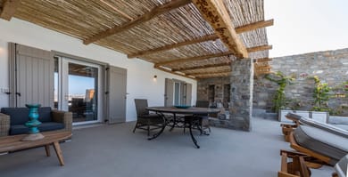 Mykonian Studios 4B