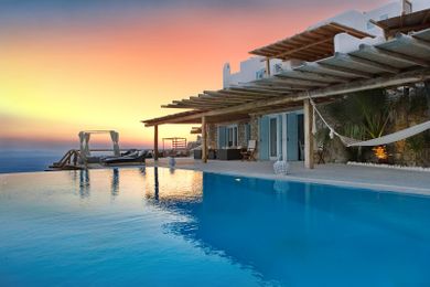 Villa Prometheus
