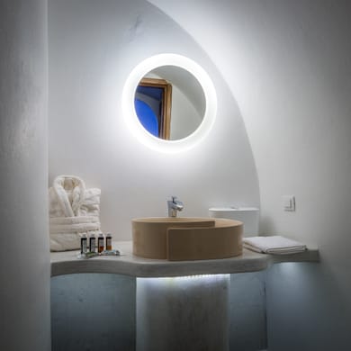 Splendid Suite with Two Private Heated Outdoor Pools & Caldera Sea View