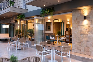 ELLE Rooms & Suites - Image 6