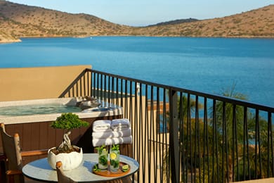 Double Room with Jacuzzi and Sea View