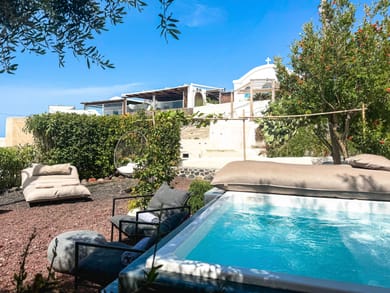 Junior Cave House with Shared Plunge Pool