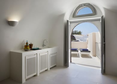 Executive One-Bedroom Cave Suite