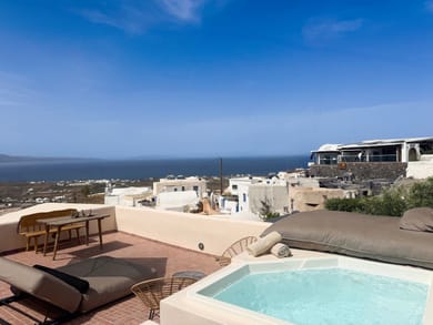 Superior Cave House with Plunge Pool and Sew View