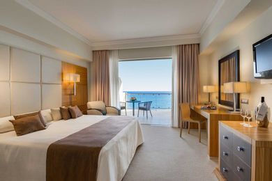 Deluxe Guestroom Sea View