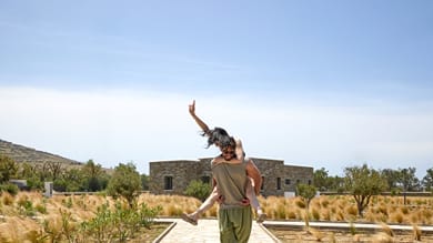 Emerald Tinos - Image 2