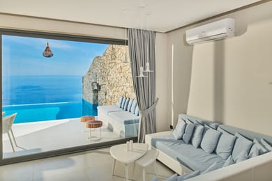 Honeymoon Cave Suite 2 persons