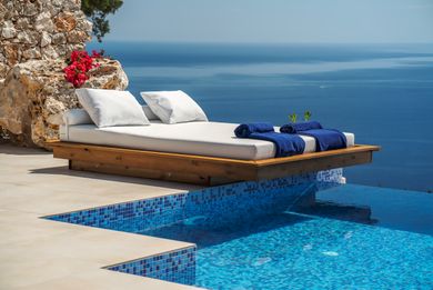 Emerald Villas & Suites - Image 4