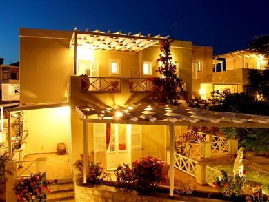 Emilia Luxury Apartments - Image 2