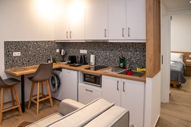 Enalis Studios & Apartments - Image 4