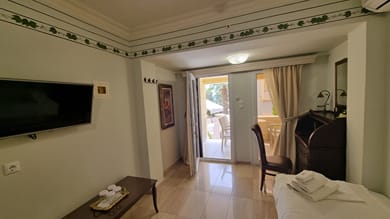 Enavlion Hotel Batagianni - Image 4