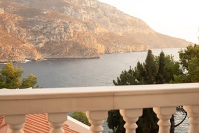 Endless Blue, Your Seaside Escape in Plati Gialos - Image 6
