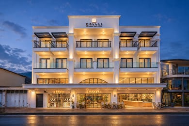 Enorme Epavli Urban Living - Image 3