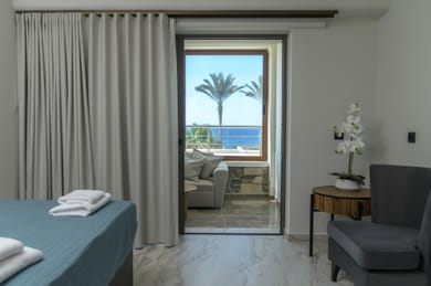 Deluxe Suite Sea View