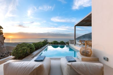 FIVE Bedrooms Senior Villa 170m&sup2; with Private Pool