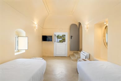 Eolithos Suites - Image 5