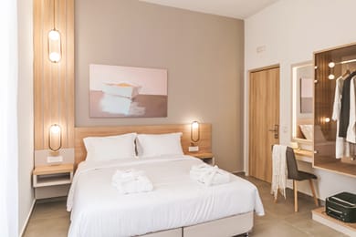 Epavli Boutique Hotel - Image 4